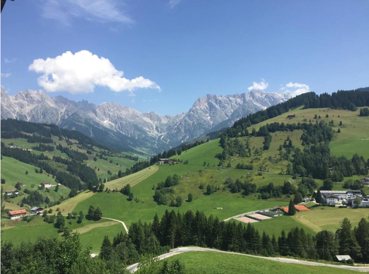 Appartement Mit Balkon Und Hallenbad Maria Alm am Steinernen Meer Bagian luar foto
